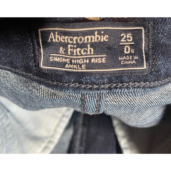 Abercrombie & Fitch Women’s 25 0S Simone High Rise Ankle Jeans Distressed Dark - Picture 5 of 8